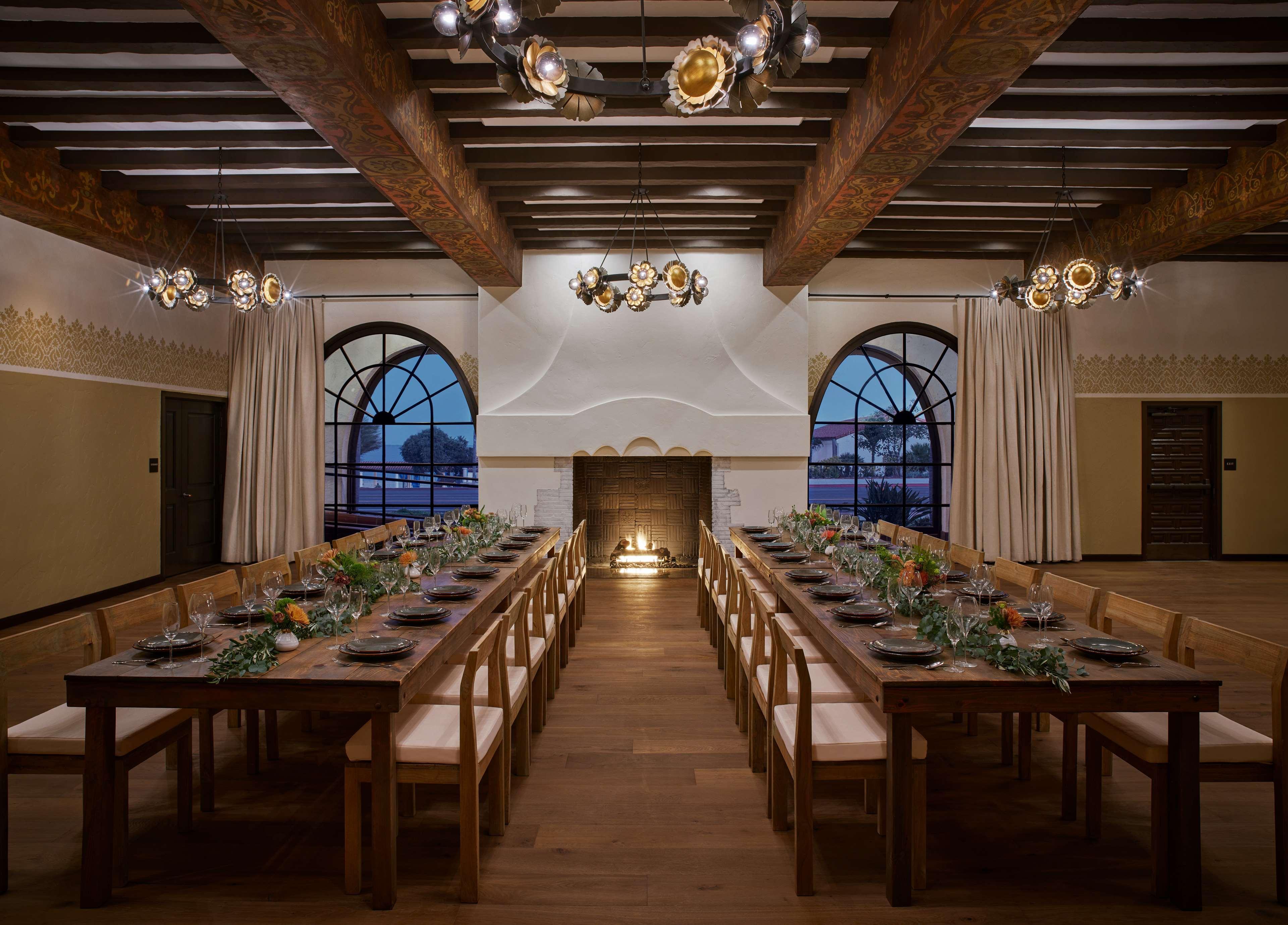 Mar Monte Hotel, In The Unbound Collection By Hyatt Santa Barbara Exterior photo